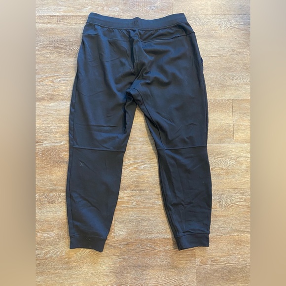 lululemon City Sweat Jogger *Thermo “29: Black, Large - Picture 2 of 3